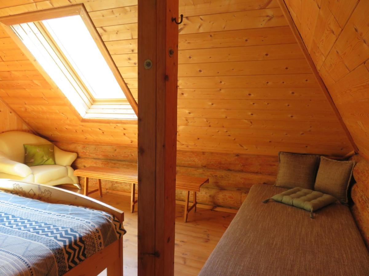 Guest House Leveri Valgalciems エクステリア 写真